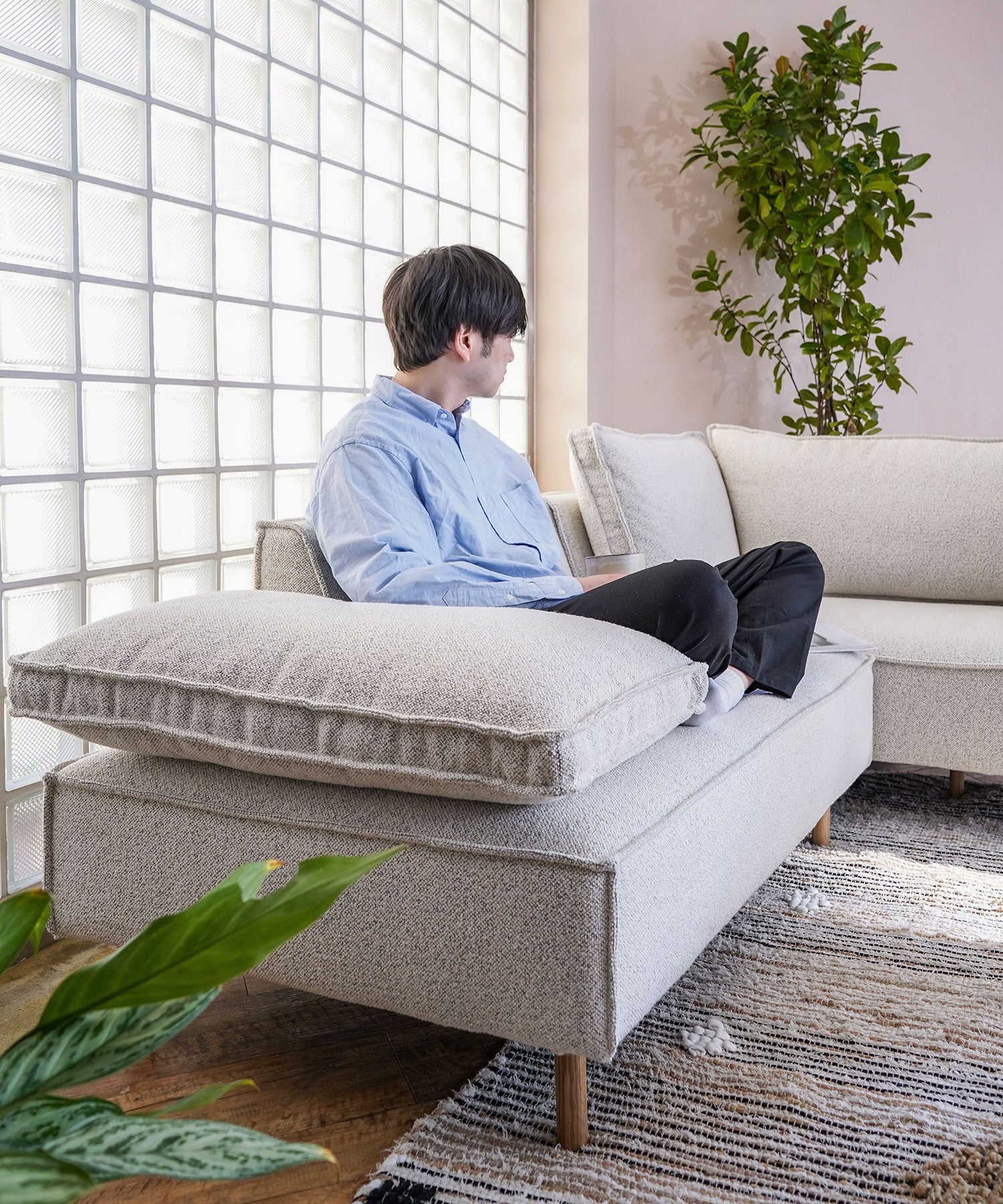 クッションは自由に動かせます