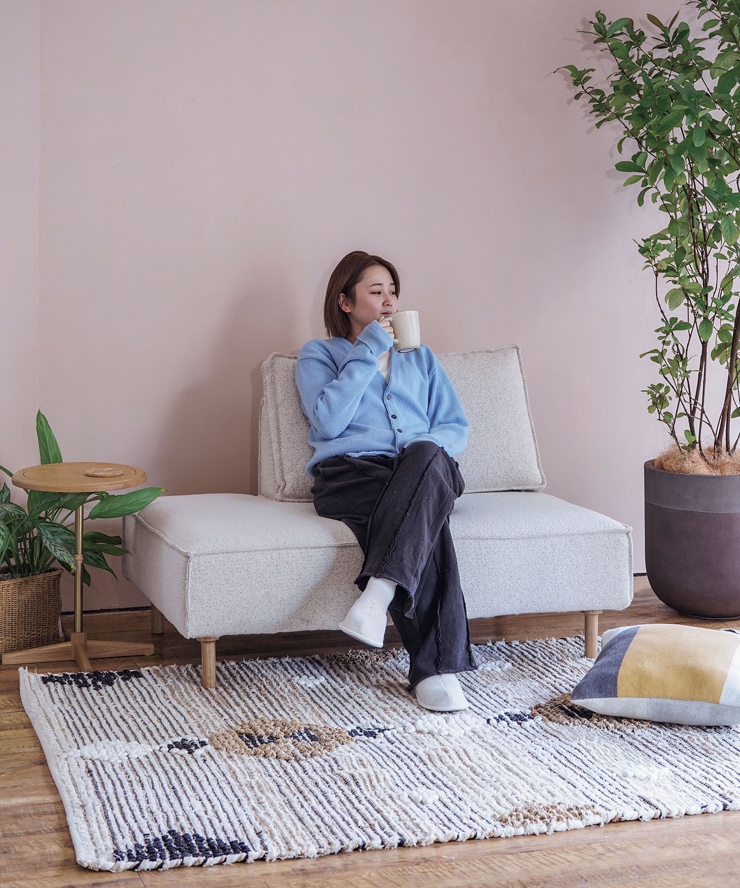 向かって右バック