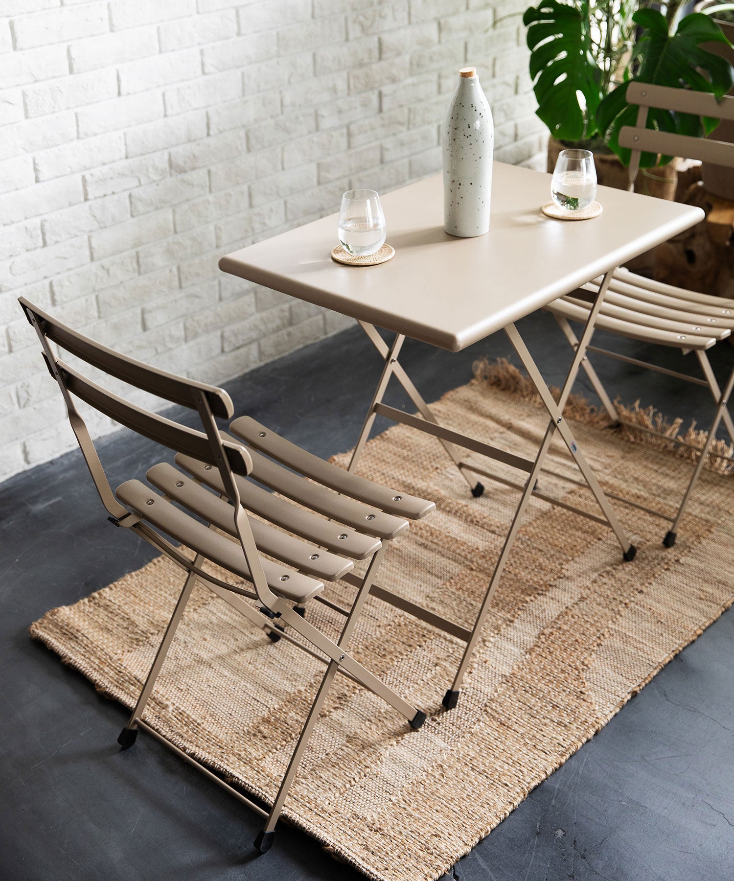 Arc en ciel FOLDING TABLE
