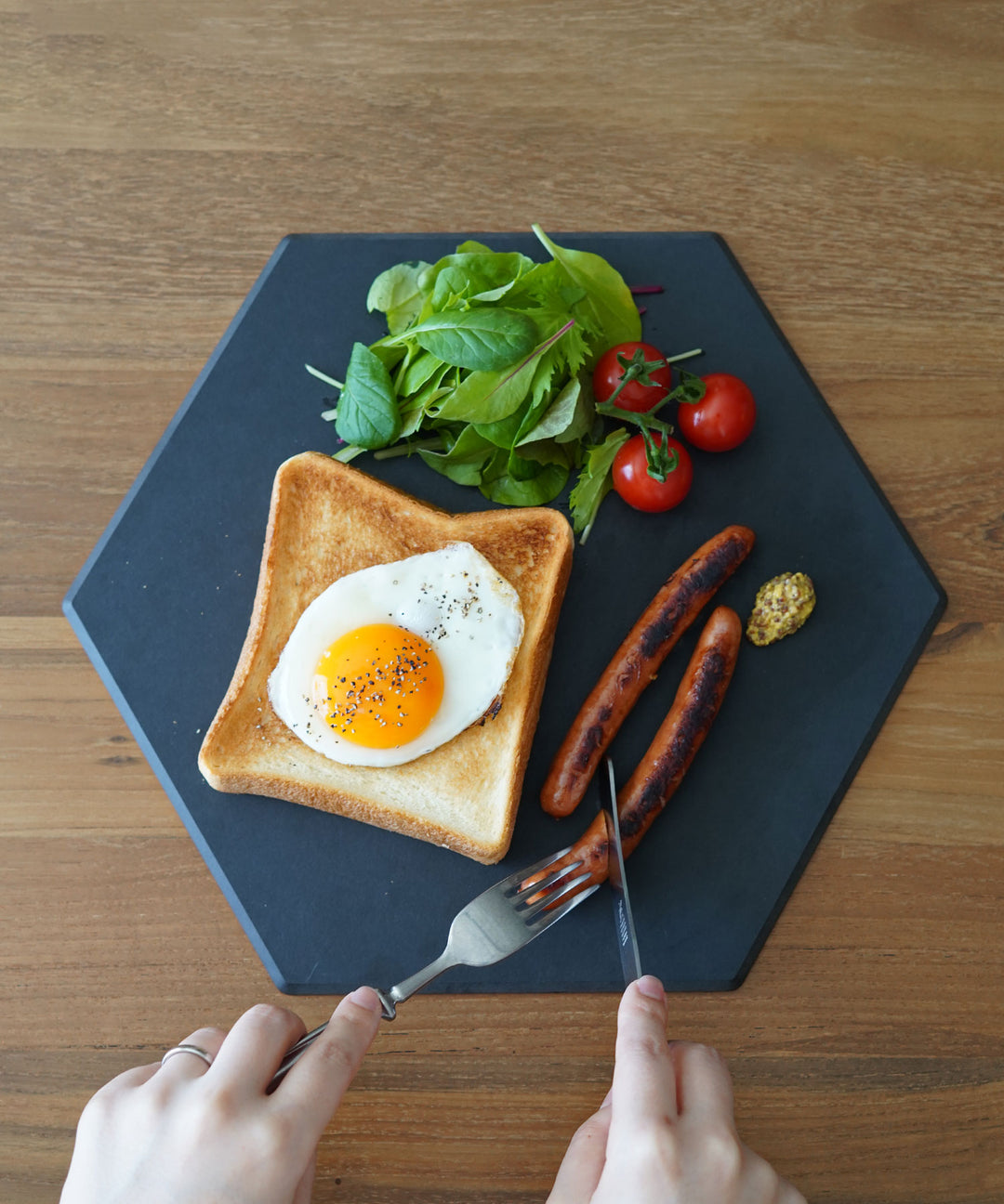 epicurean】エピキュリアン 六角カッティングプレート | 新感覚の六