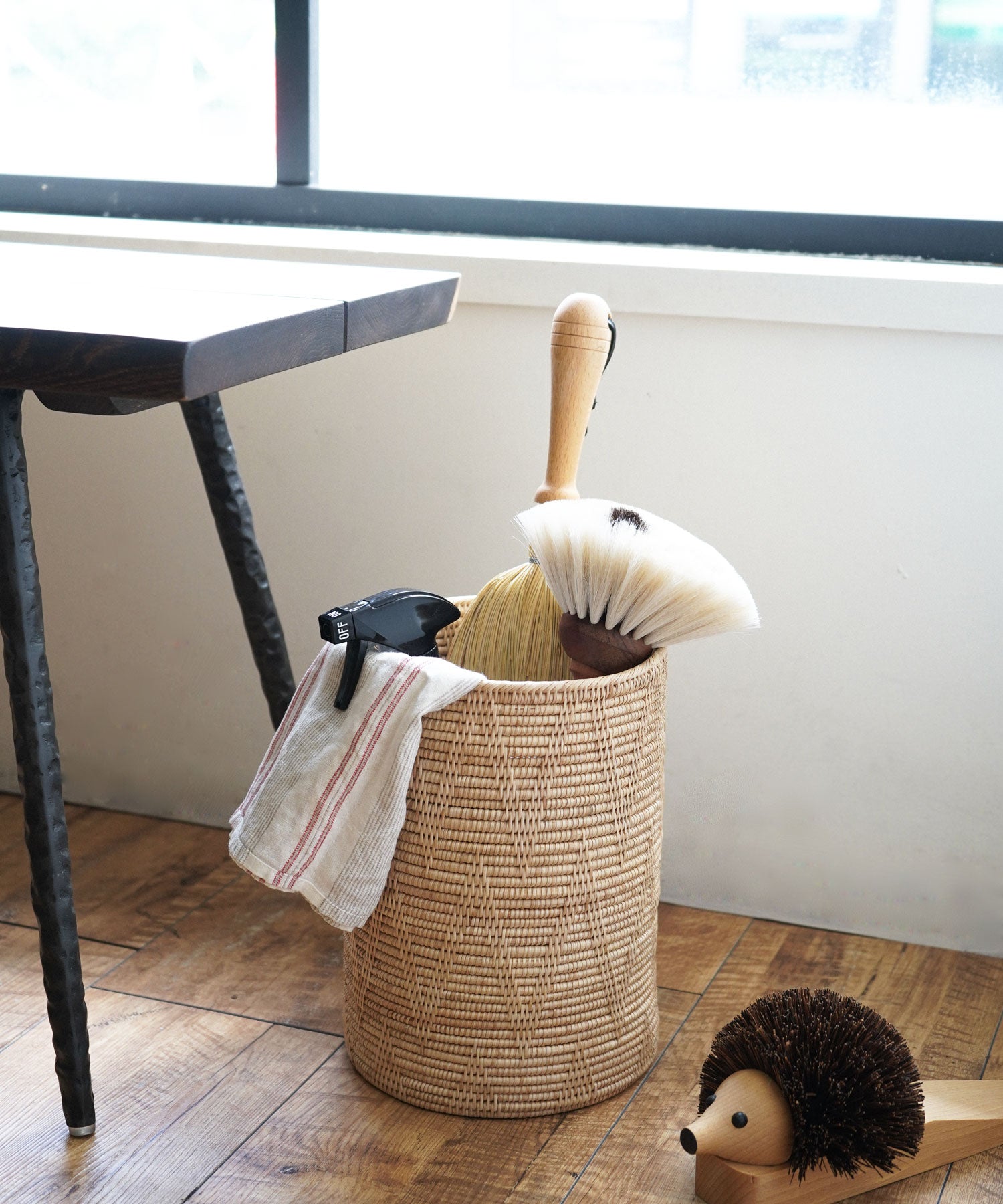 ダストボックス M