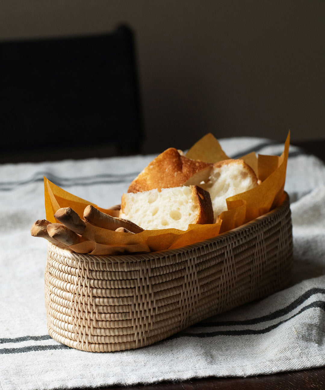Frangipani Rattans（フランジパニラタン）ブレッドバスケット 模様付