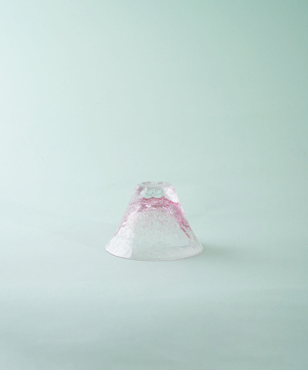 富士見さくら 祝福杯｜富士山と桜が彩る縁起の良い酒器｜TIMELESS