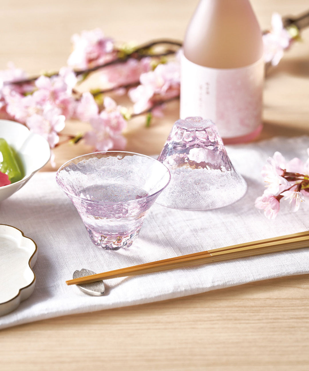 都桜杯 富士見さくら 祝福杯｜富士山と桜が彩る縁起の良い酒器｜TIMELESS