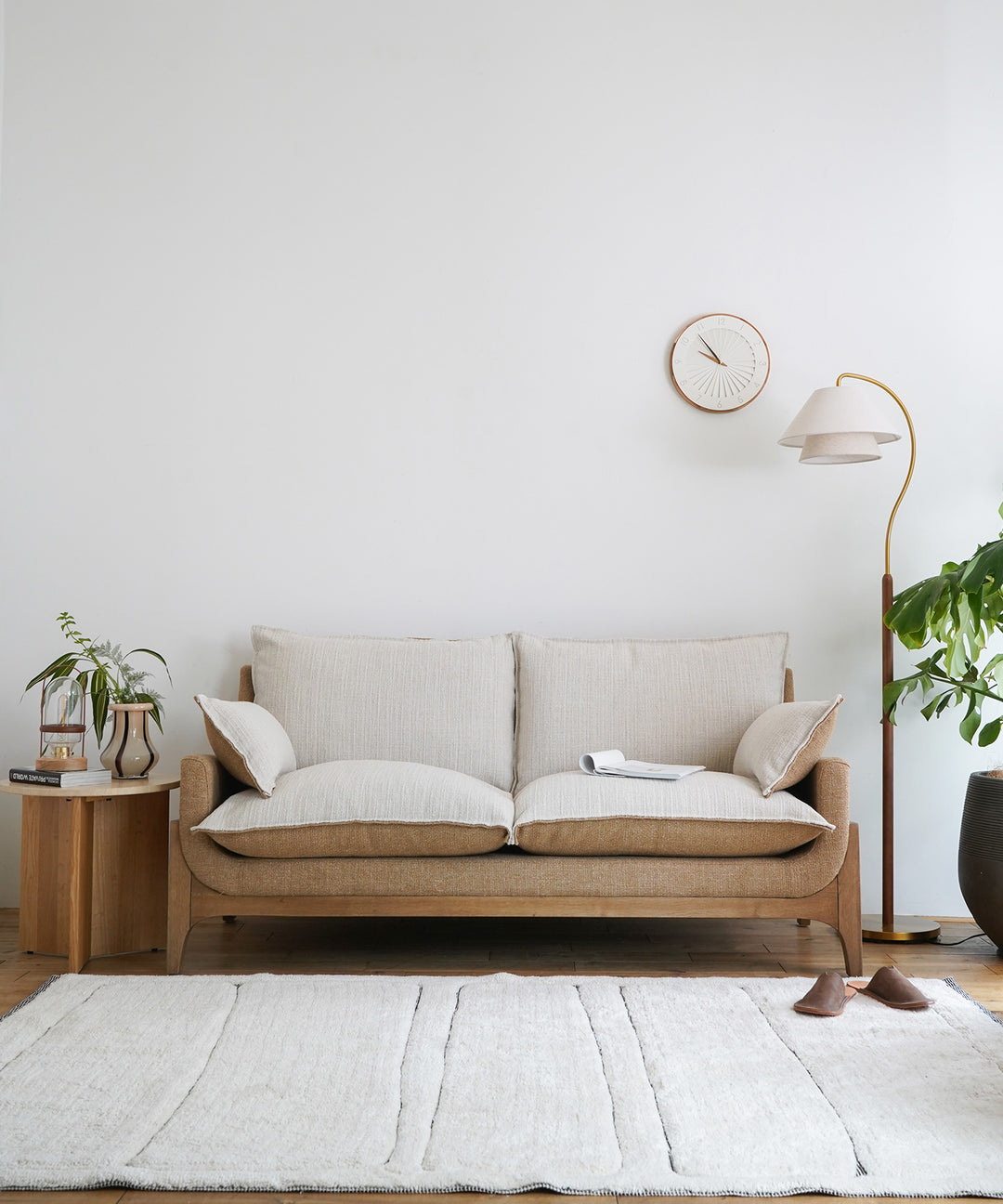 HALO（ハロー）WOODNEST 2P SOFA｜木の温もりとリバーシブルクッション