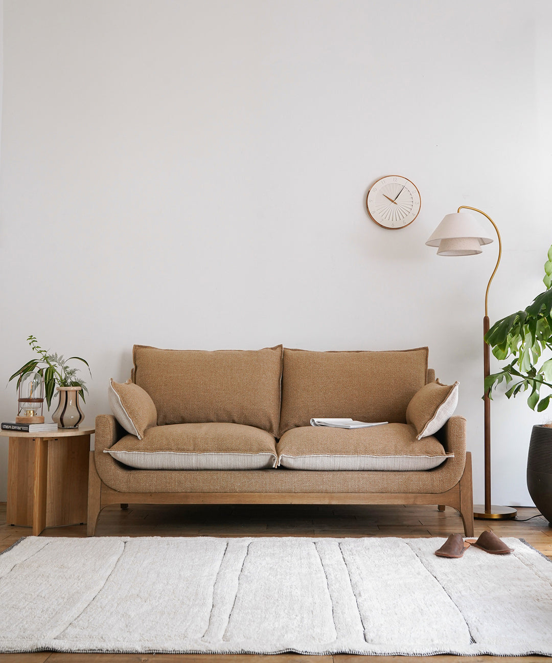 HALO（ハロー）WOODNEST 2P SOFA｜木の温もりとリバーシブルクッション