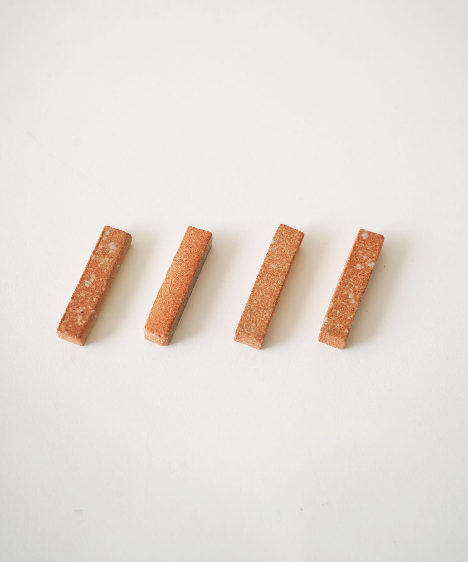 【ギフトBOX入】信楽焼 箸置き　4点セット