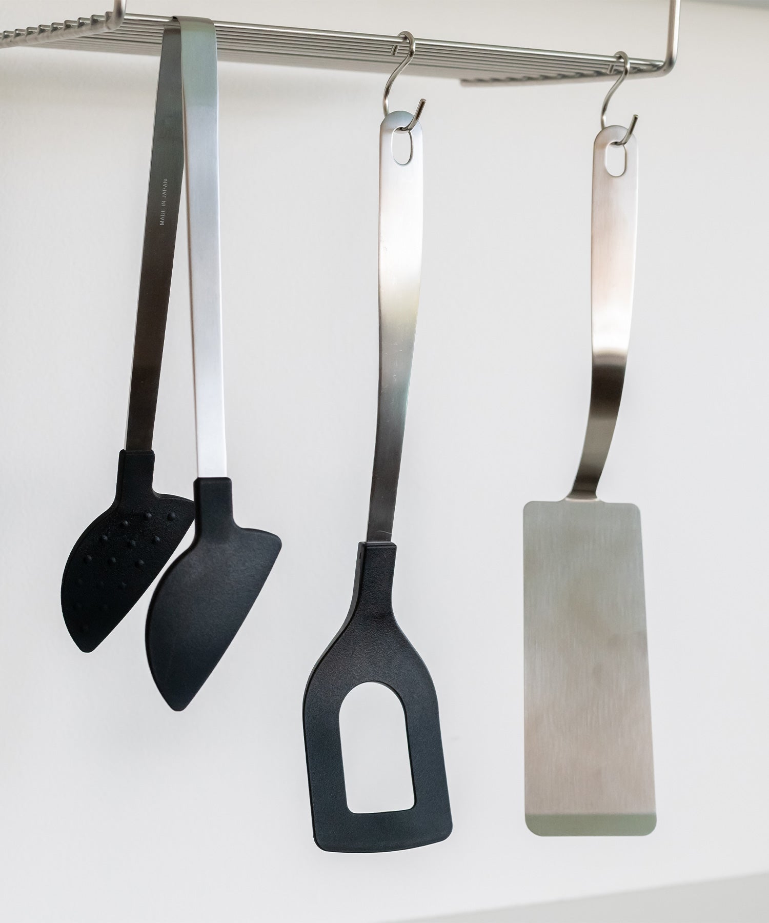 穴あきターナー