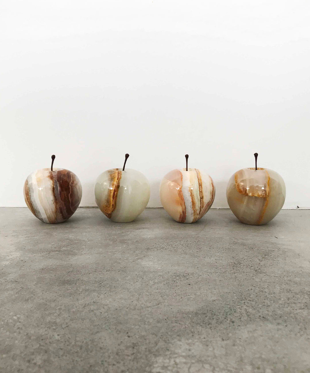 Marble Apple Large - 天然大理石が生む唯一無二のりんご型オブジェ