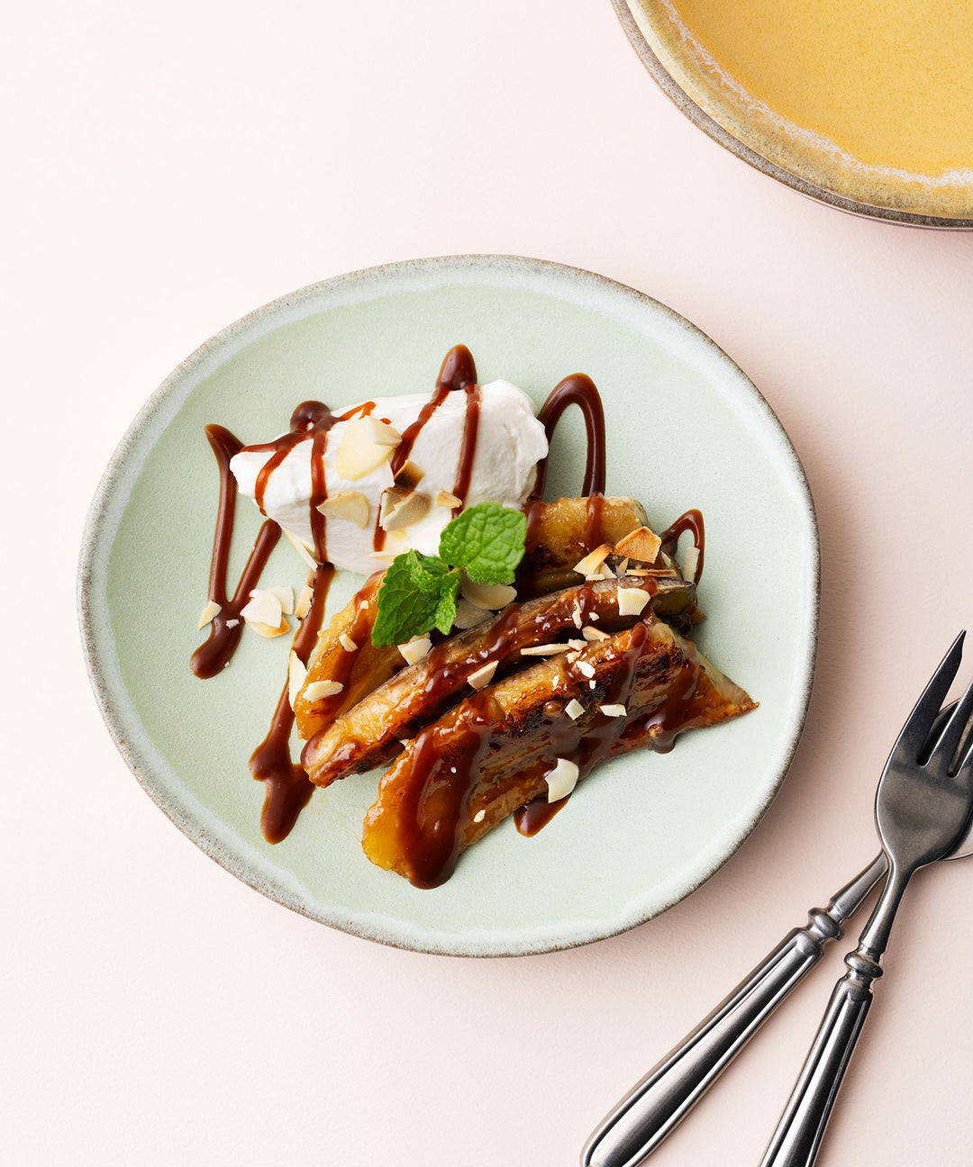 MARIA PORTUGAL TERRACOTA / AVEIRO デザートプレート｜自然な曲線と