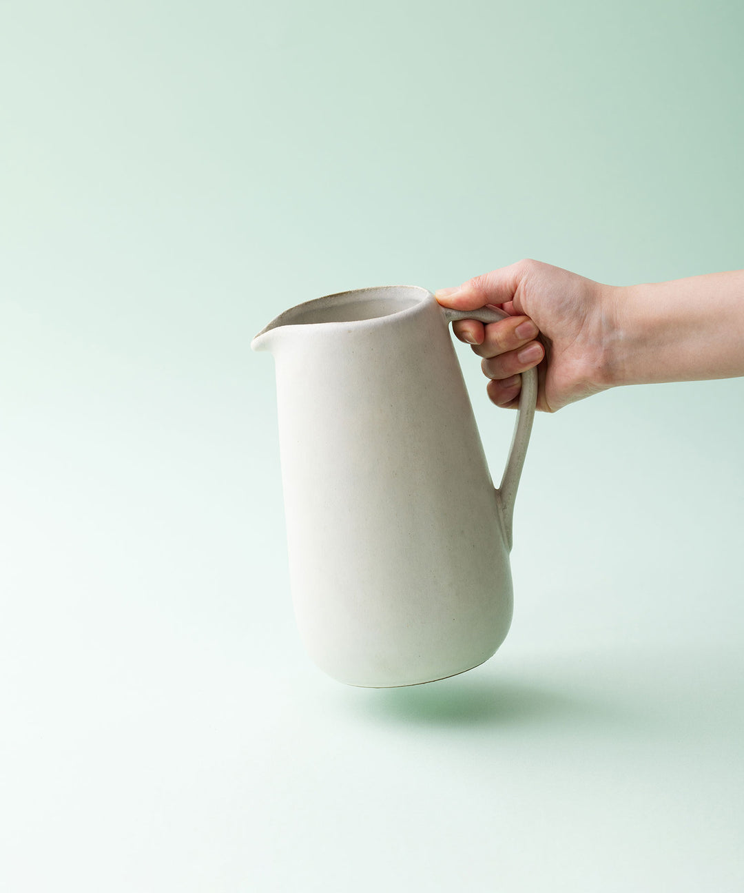 その他 NAO HANDCRAFTED PORCELAIN Made in SPAIN DAYS 15cmプレート サンドグリーンマット | 白山陶器直営オンラインストア