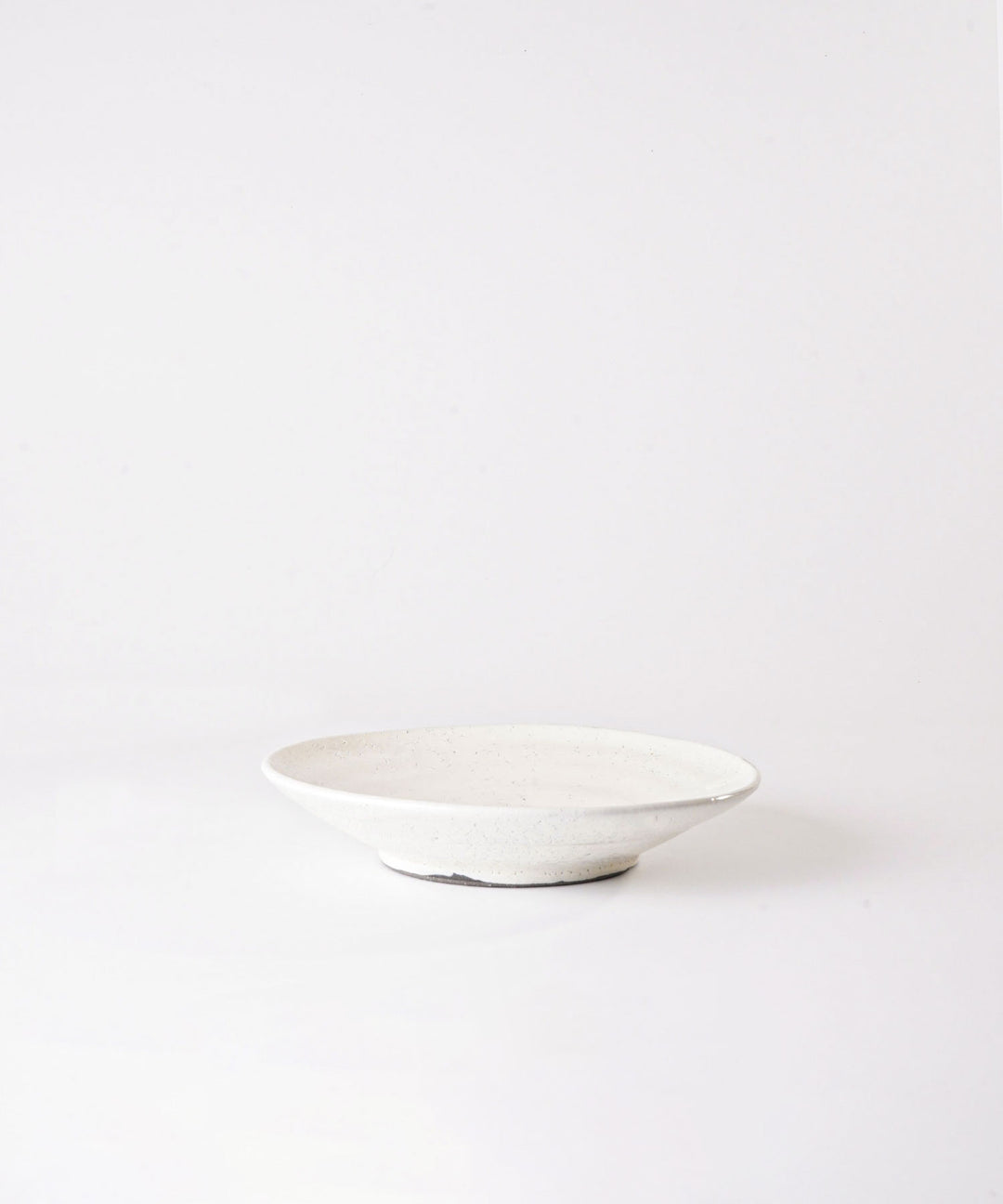 美濃焼 平皿 - 手作りの温もりを感じる美濃焼、取り皿やデザート皿に