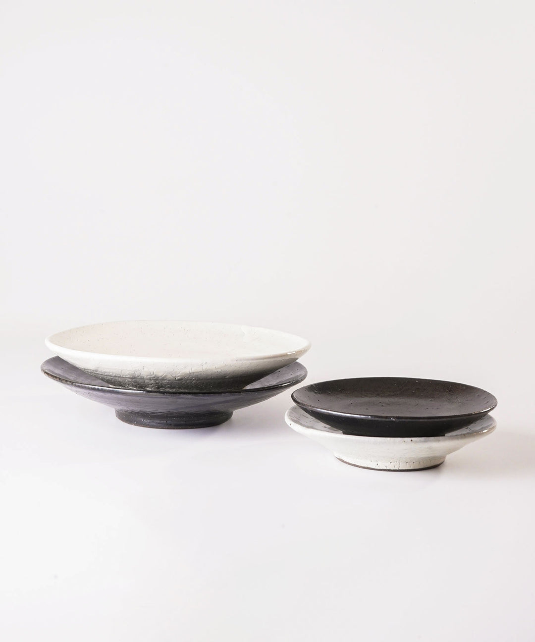 美濃焼 平皿 - 手作りの温もりを感じる美濃焼、取り皿やデザート皿に