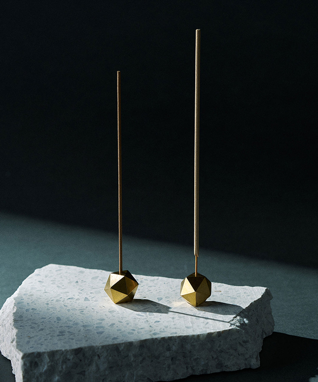 NAGAE＋（ナガエプリュス）poly incense holder｜真鍮製のインセンス