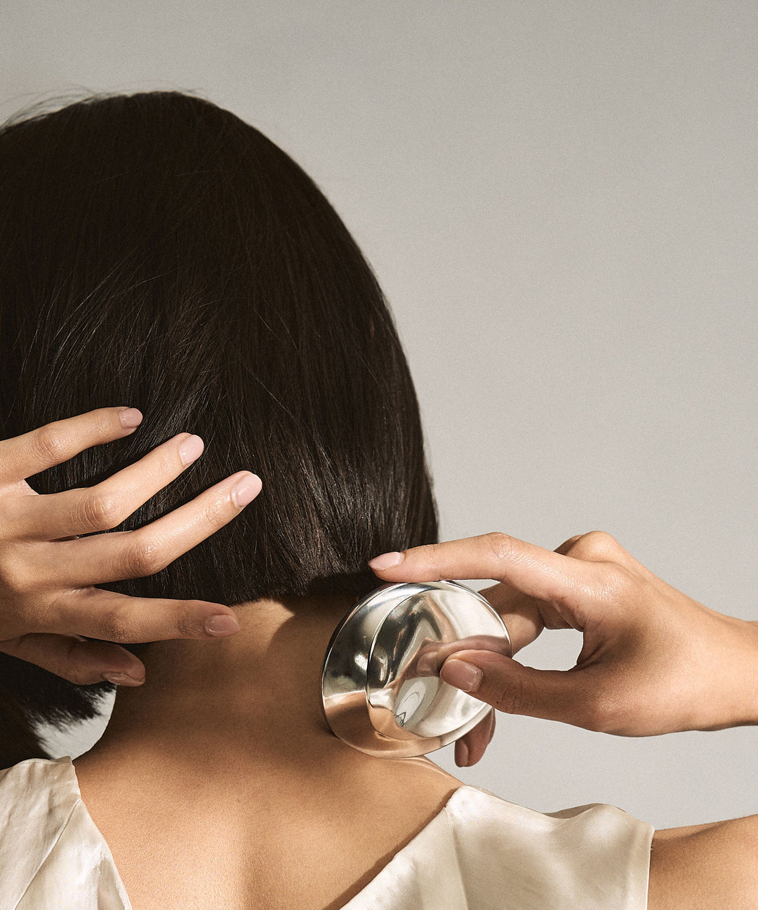 NAGAE＋ / コリネット｜全身のコリを効果的にケアするアルミ製