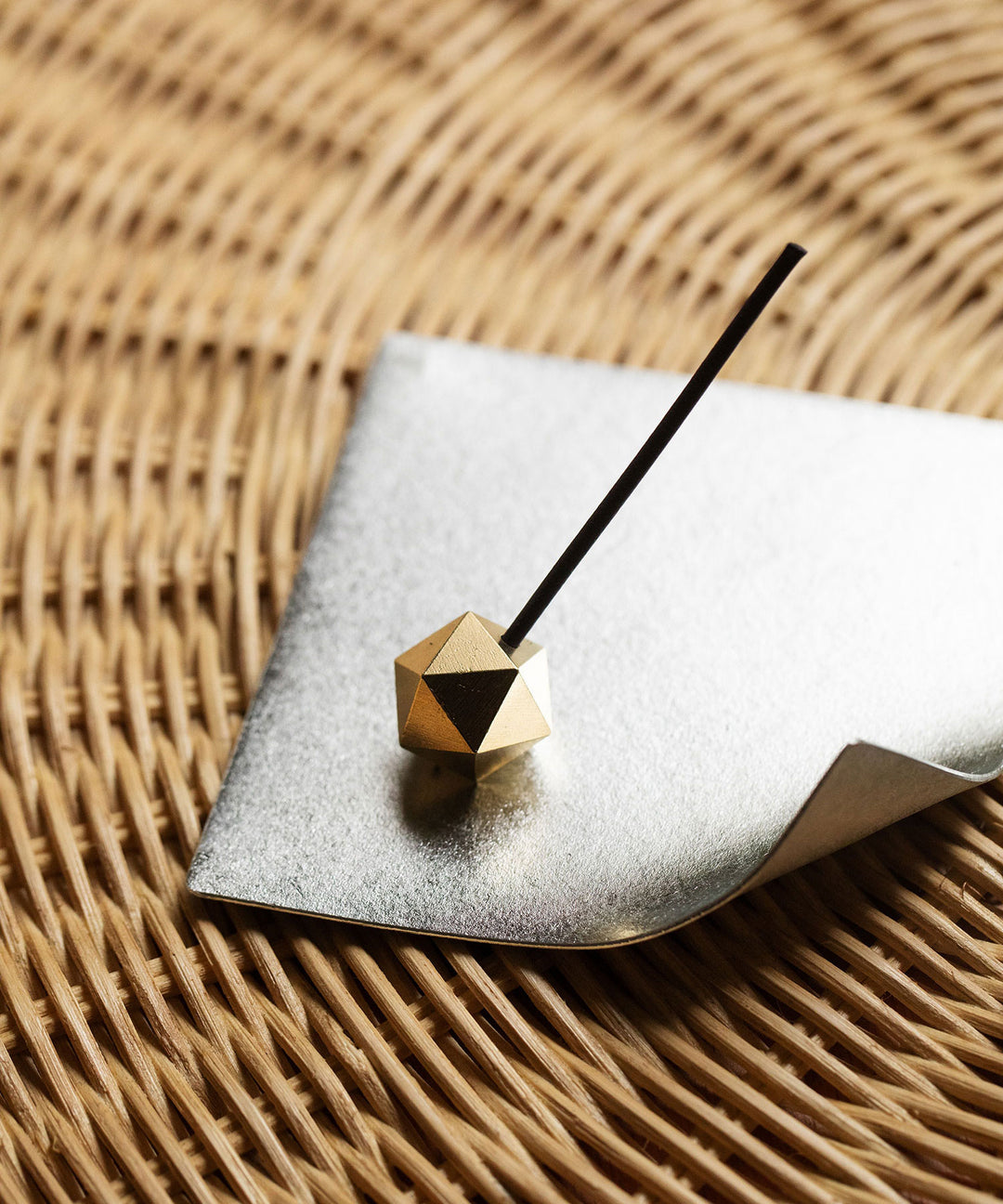 NAGAE＋（ナガエプリュス）poly incense holder｜真鍮製のインセンス