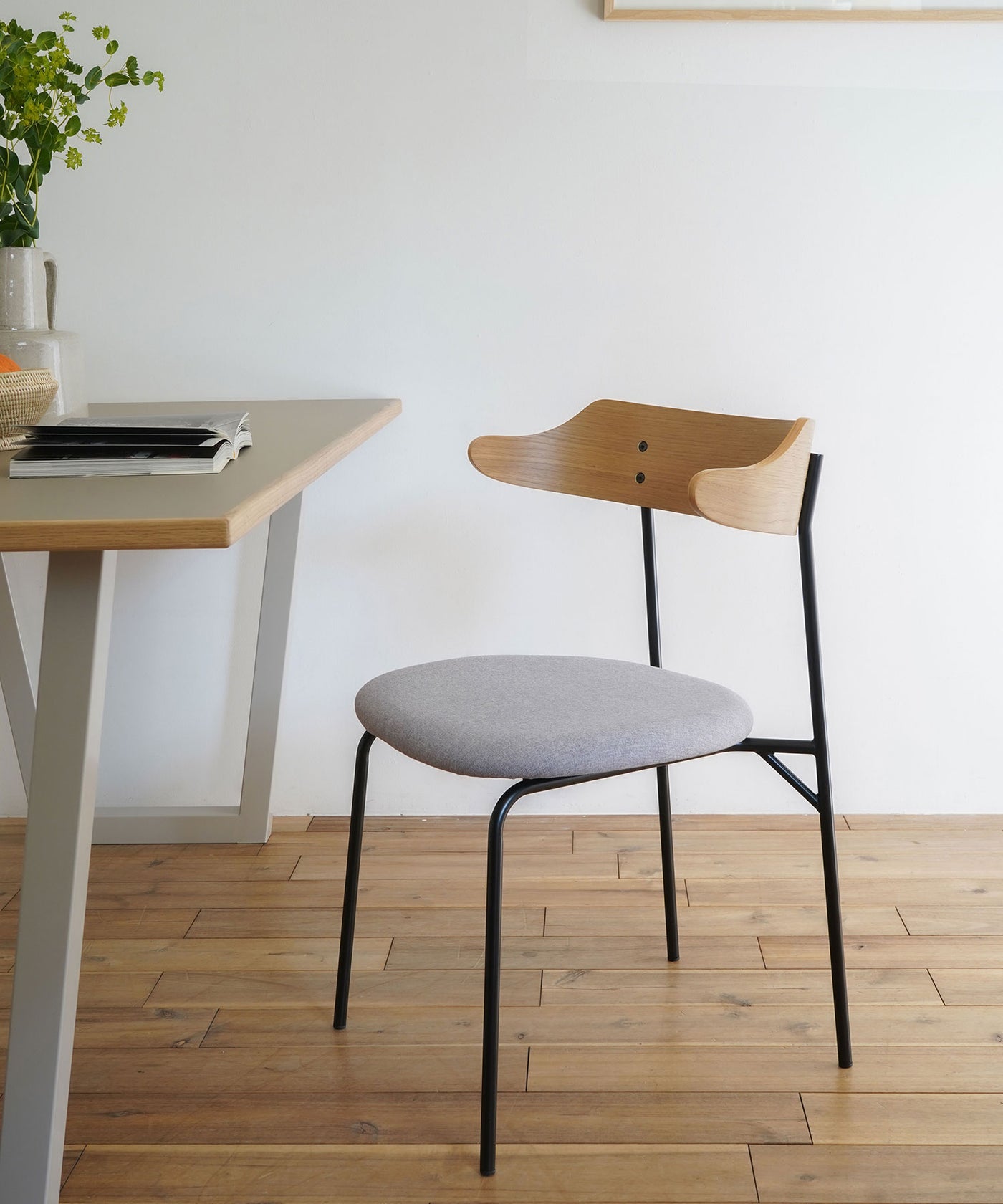 KAPELL DINING CHAIR