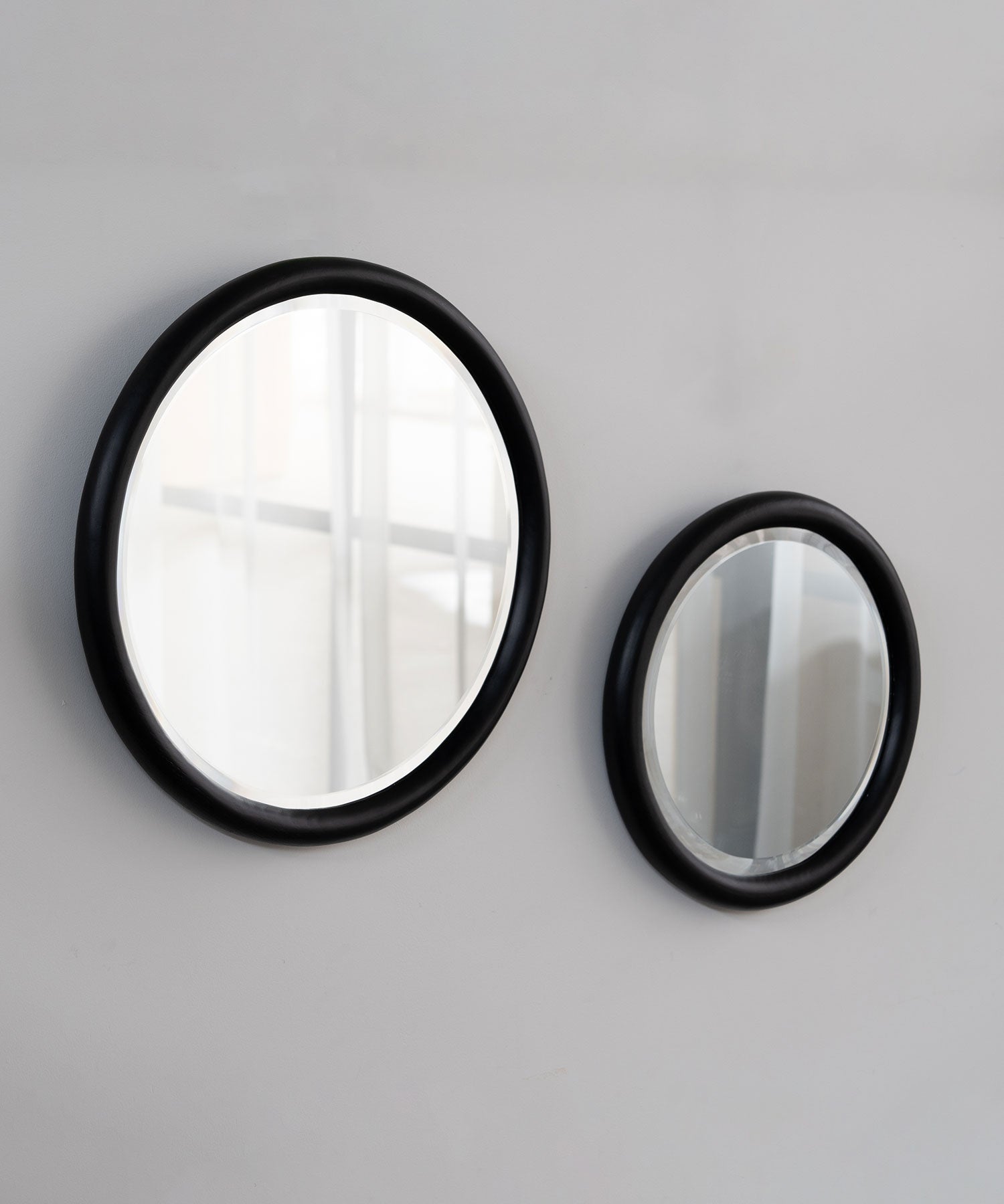 Round Mirror SUK