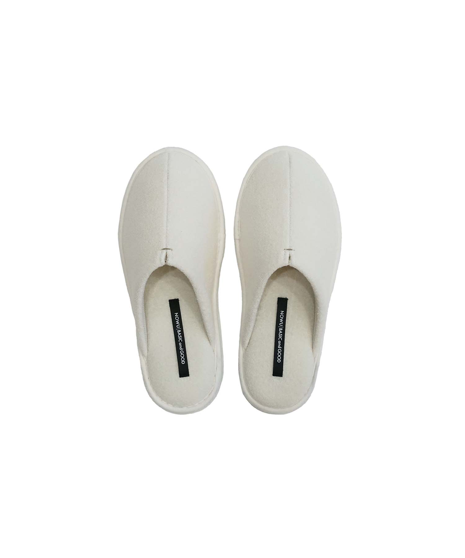 white / M
