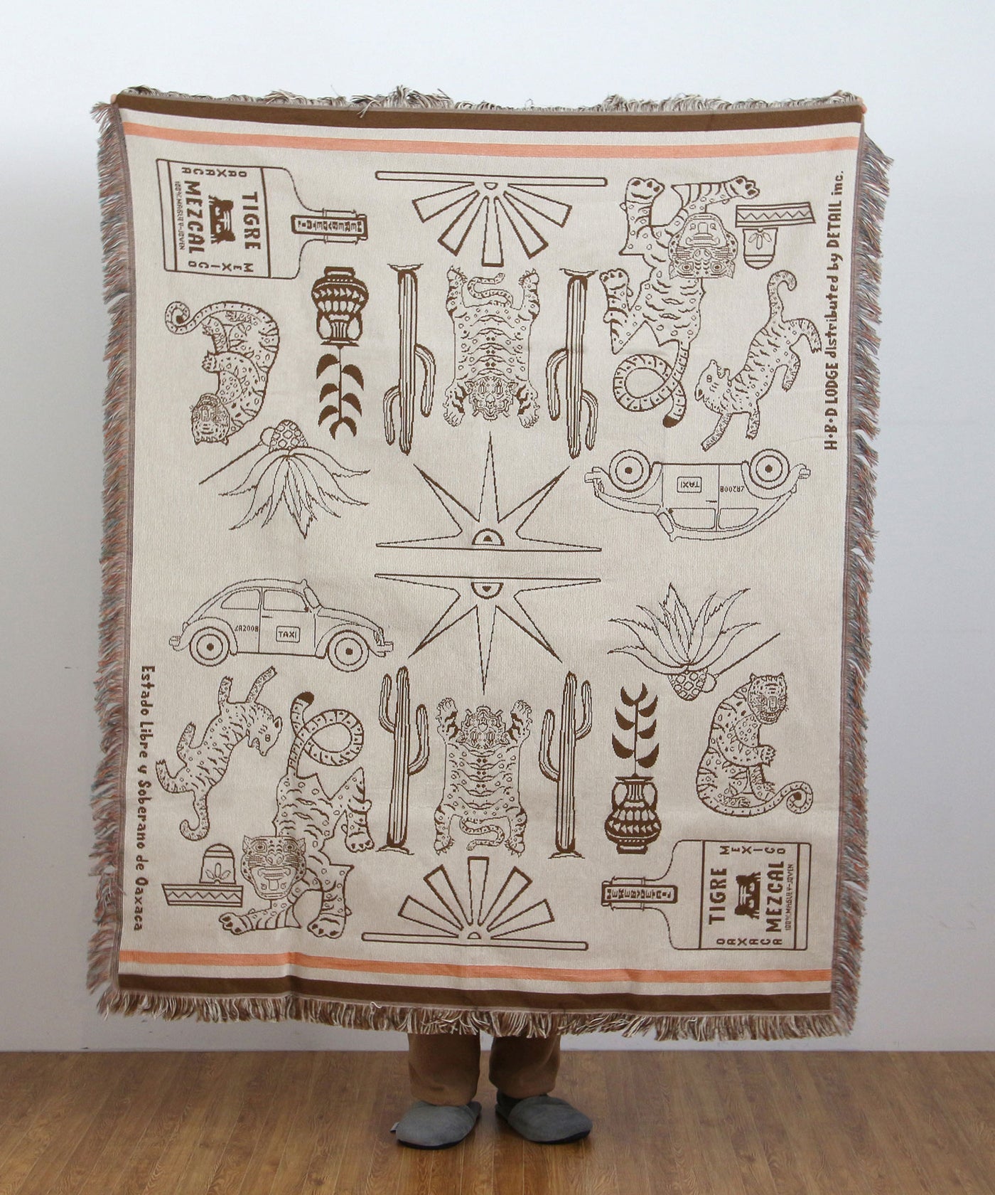 OAX THROWKET Tiger and more Cream