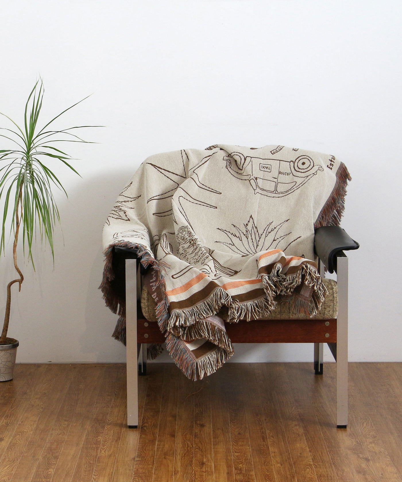 OAX THROWKET Tiger and more Cream