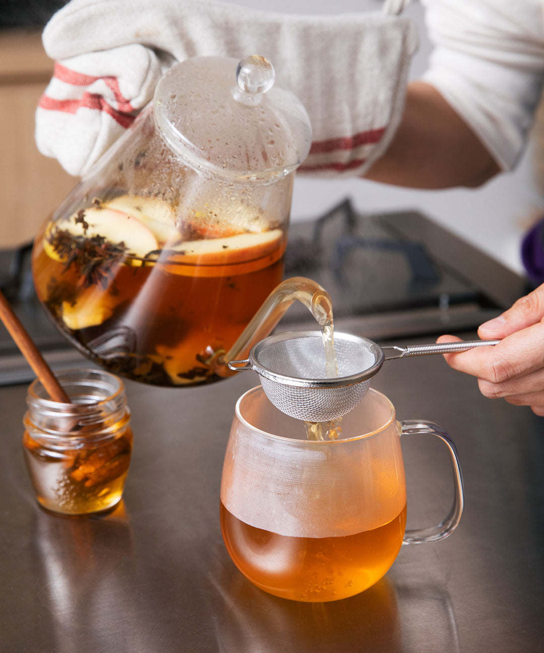 half moon/ゴールデンアップル/魔法林檎ガラス 宇宙 ハンドメイド KINOKODAMA Lampworks - 作品一覧 | minne 国内最大級のハンドメイド