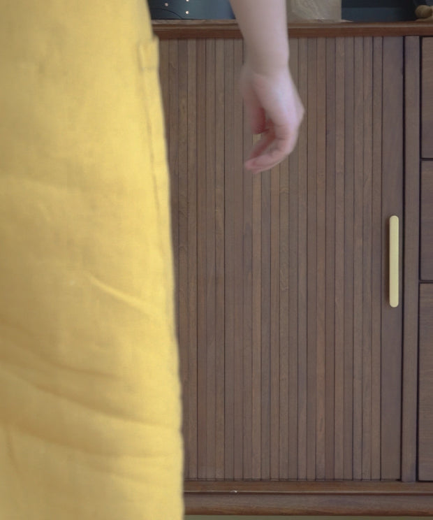 JULIE キッチンキャビネット ダークブラウン - 北欧ヴィンテージ調の波