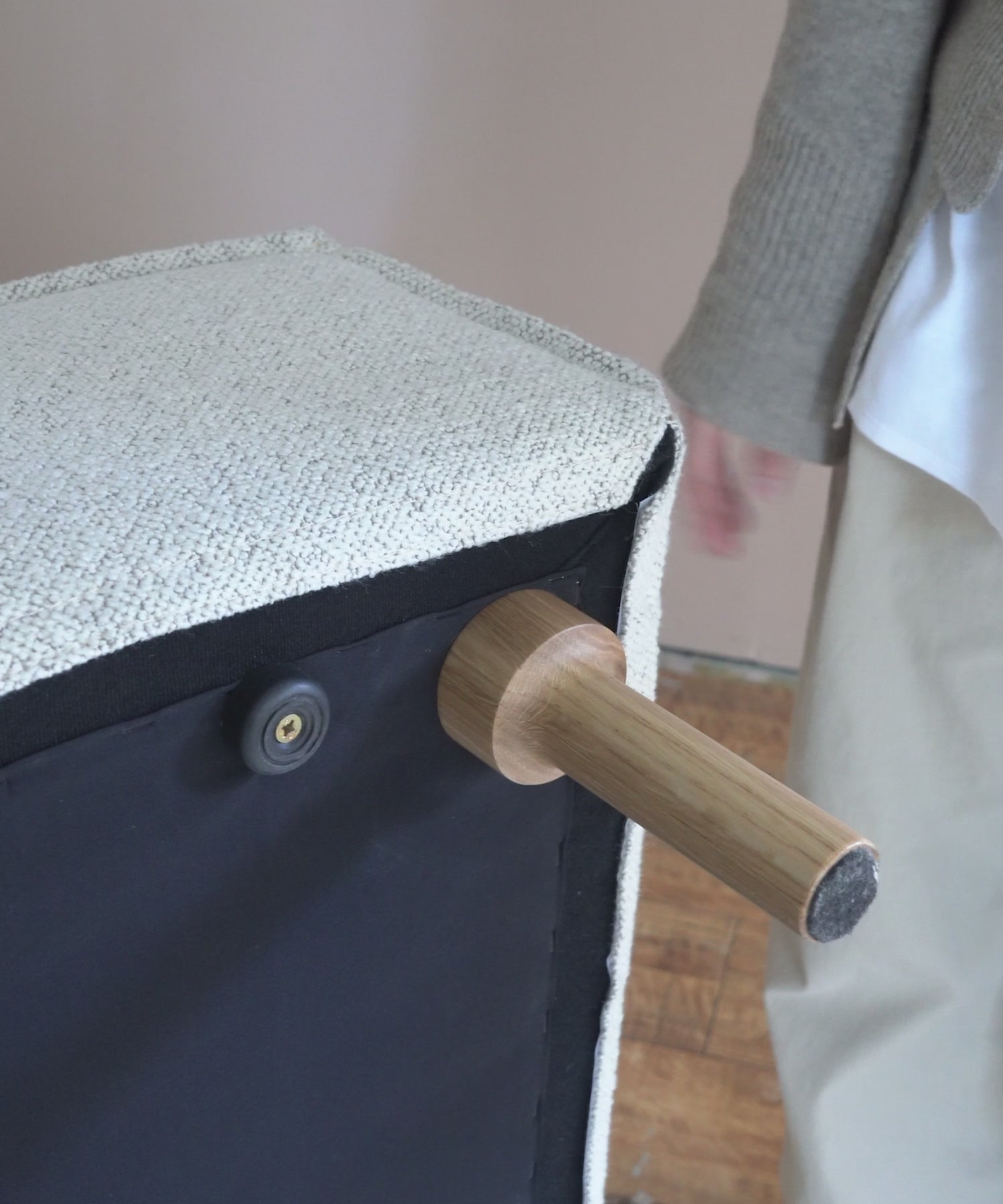 【予約・1月上旬入荷予定】TOFU ISLAND OTTOMAN