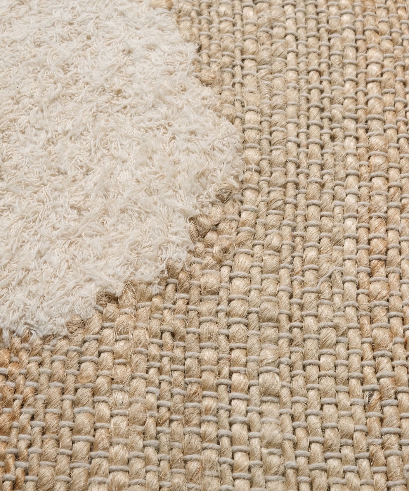 LOGAN RUG 1400×2000mm