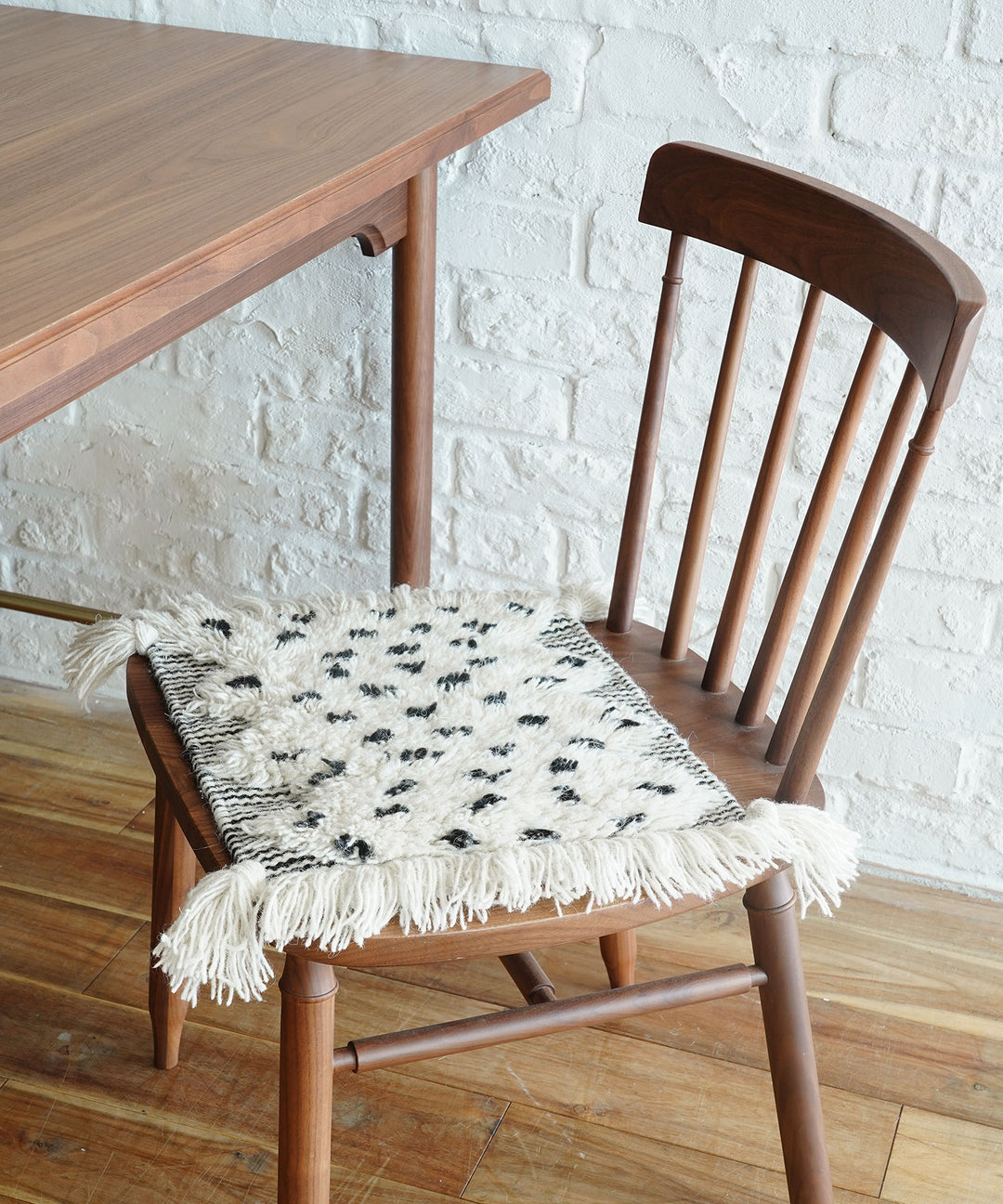 RugRu / TANIA CHAIR RUG｜ベニワレン風デザインのふんわりウール