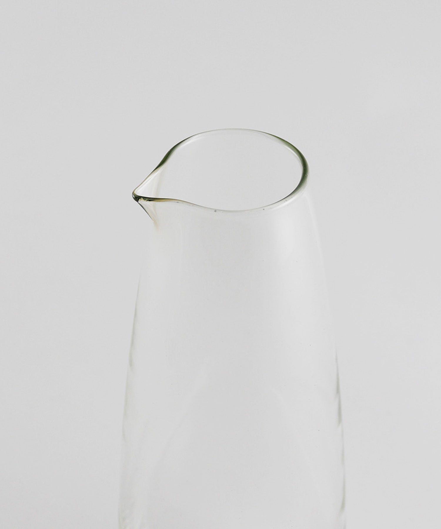 リューズガラス カラフェ　トール