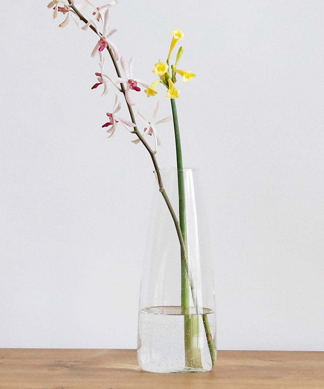 リューズガラス カラフェ トール | 高品質なリサイクルガラス製