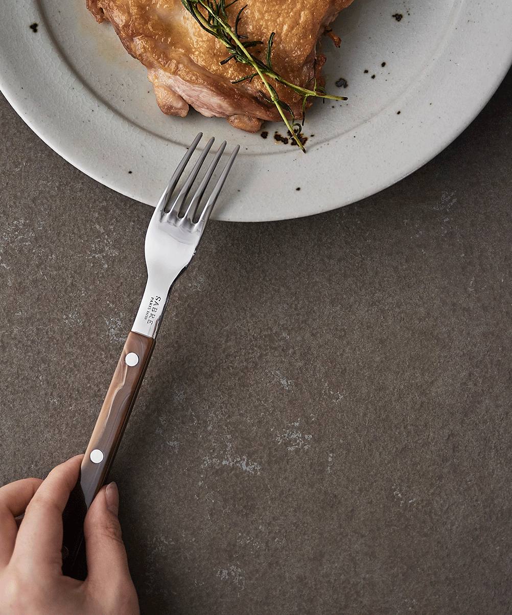 ディナーフォークビストロ