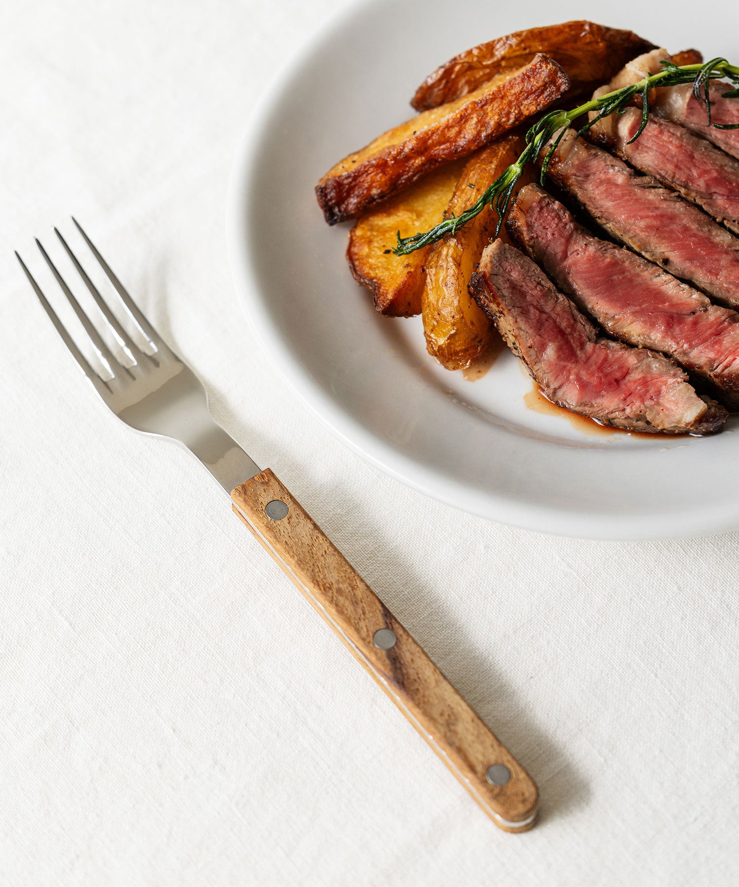 ディナーフォークビストロ チーク