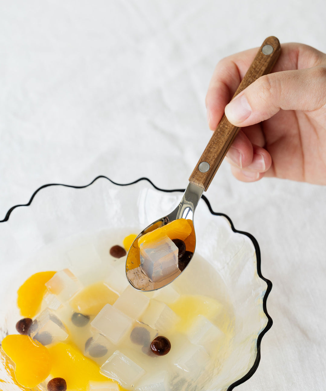 SABRE ティースプーンビストロ チーク - 自然な木目が美しい洗練された