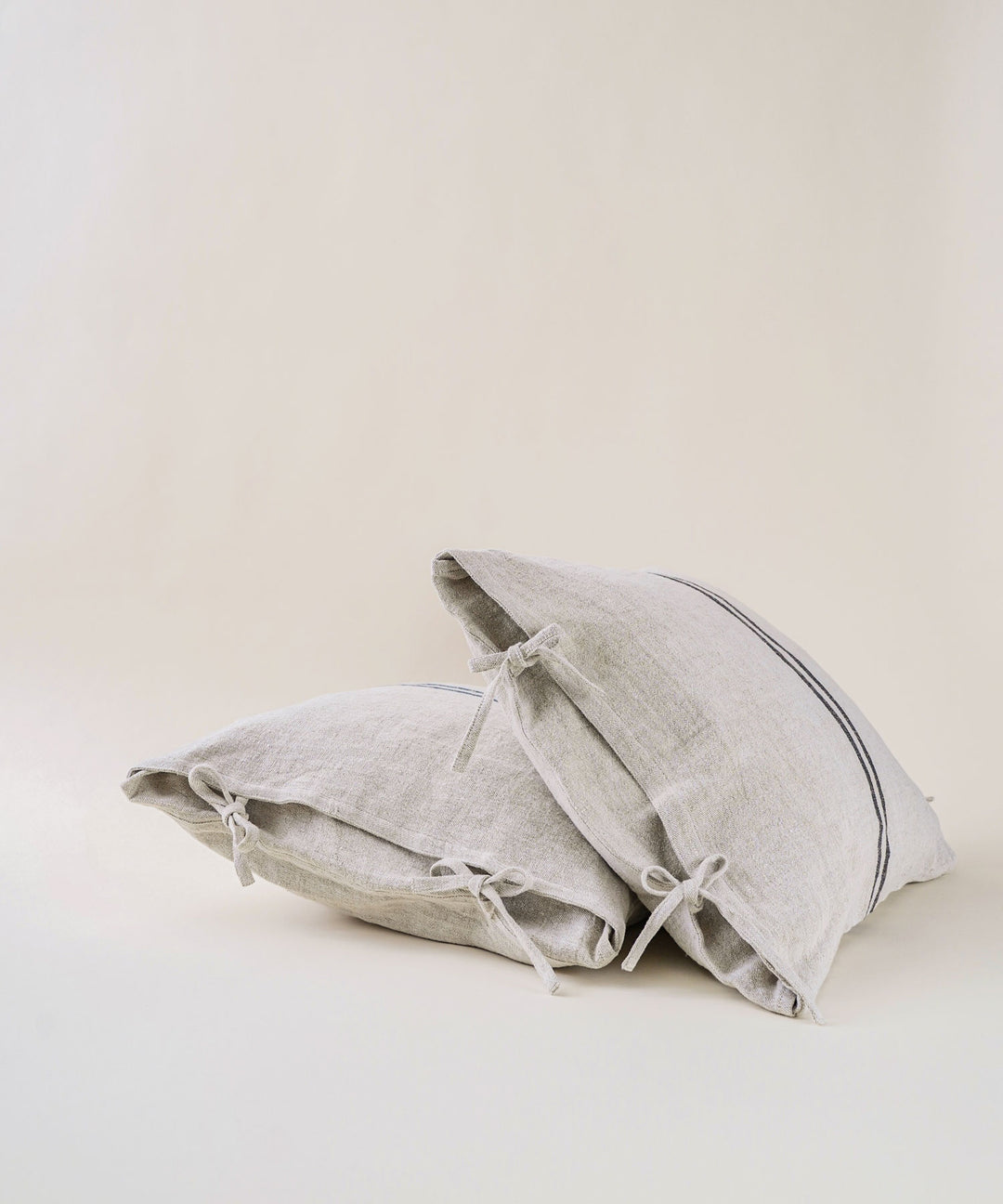Wストライプクッションカバー – TIMELESS COMFORT