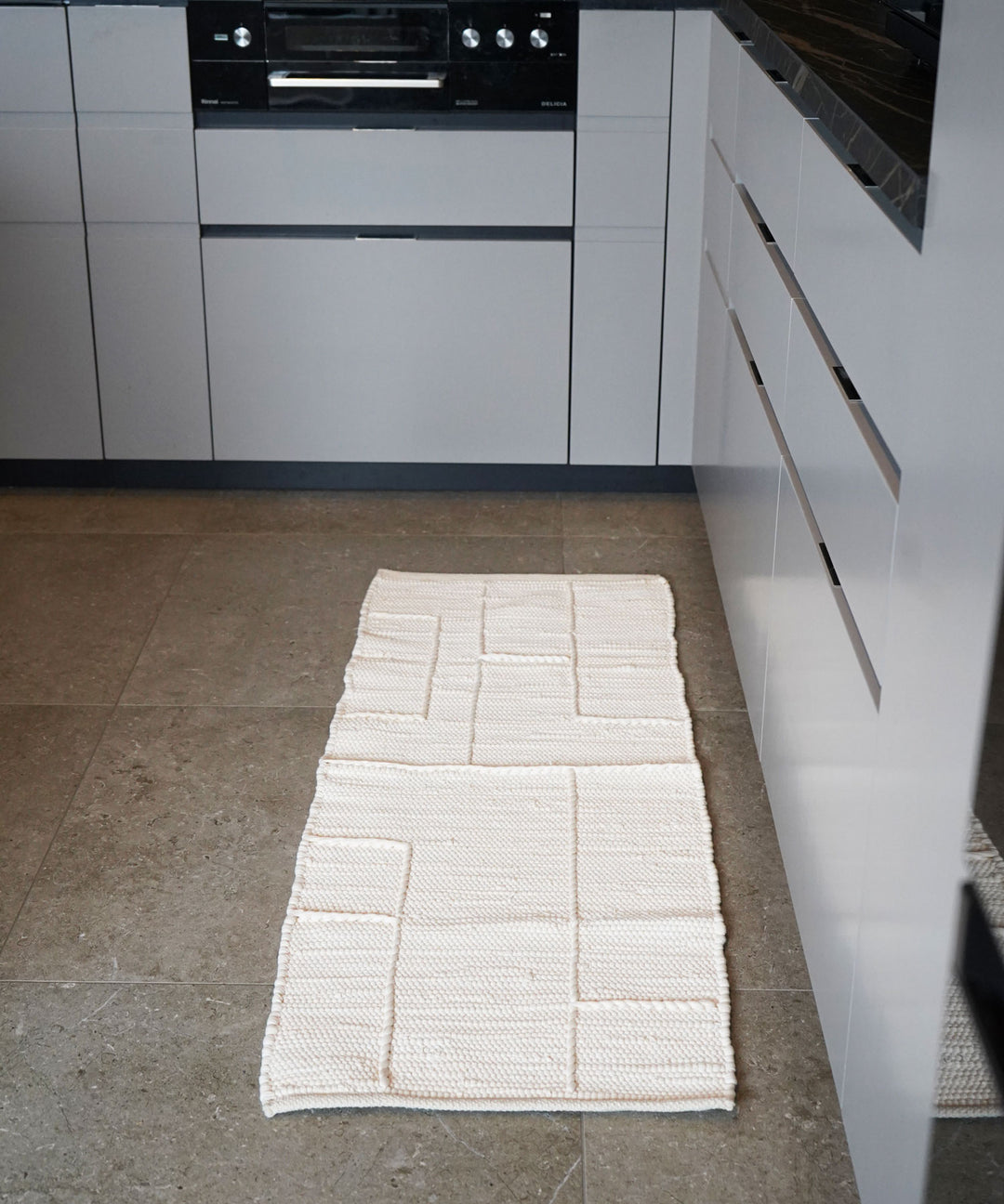 【フェイラーヨガマット キッチンマット　フロアーマット　パサージュスリール Amazon.co.jp: [フェイラー] ヨガマット 【1F9924181036030