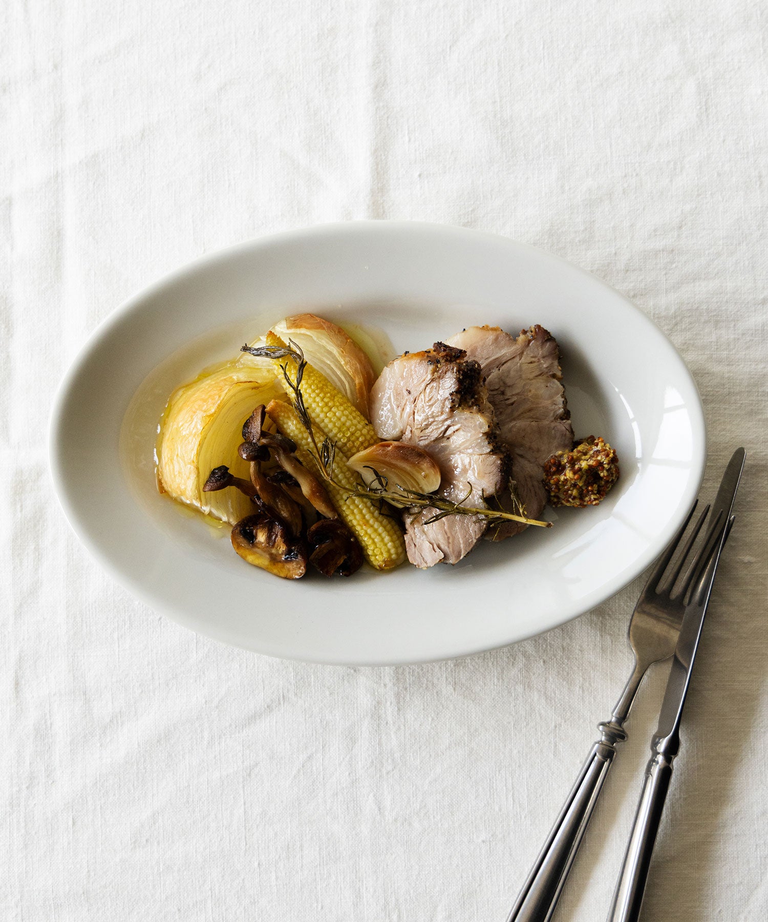 チボリ オーバルプレート