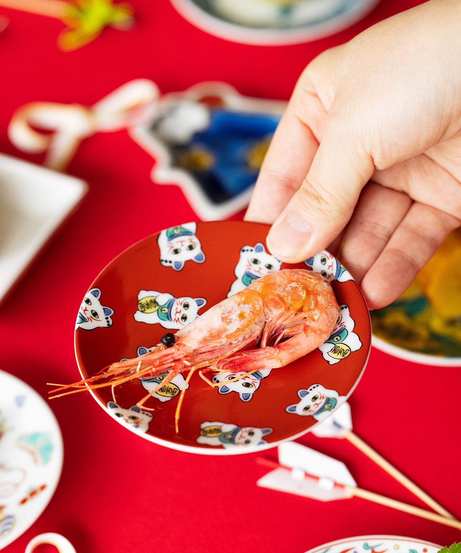 青郊窯 / 吉祥 縁起豆皿 - 九谷色絵で彩る縁起の良い小皿 青郊窯 / 吉祥 縁起豆皿 - 九谷色絵で彩る縁起の良い小皿