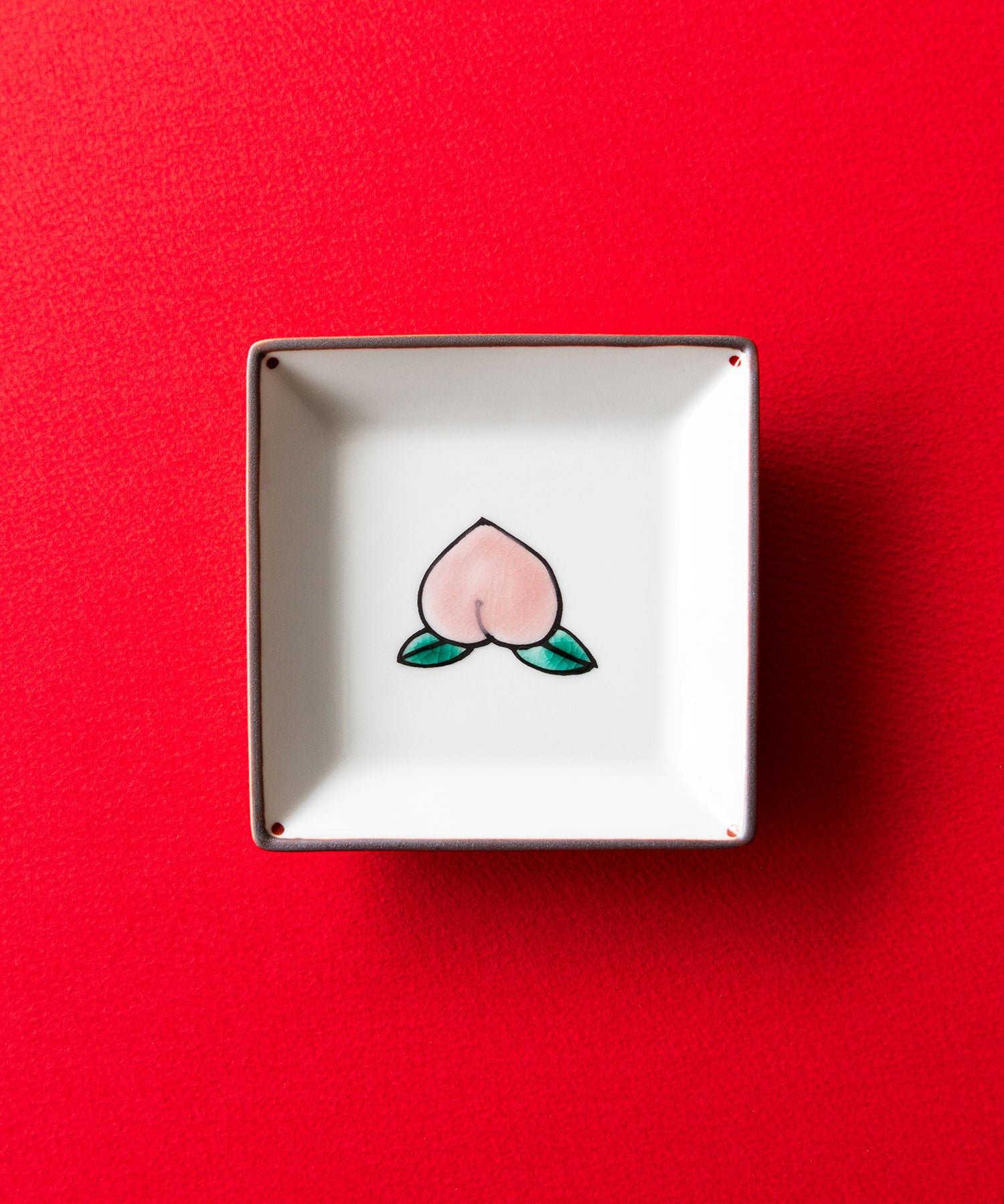 青手九谷焼　角福　双鳥桜椿文飾皿　直径37cm 青手古九谷椿文皿（江戸時代） - 天平堂（TENPYODO）