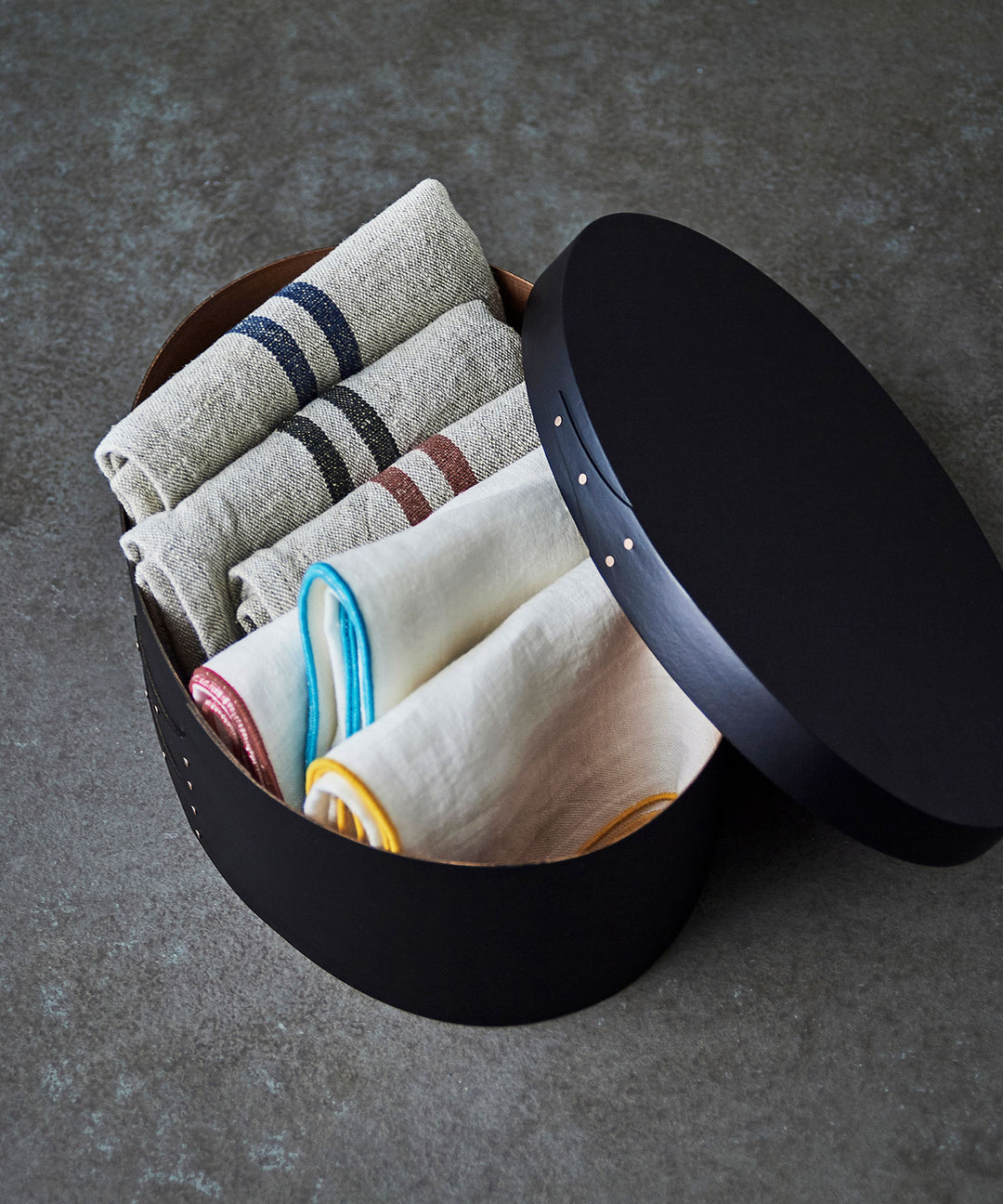 リネンカラーディッシュクロス – TIMELESS COMFORT