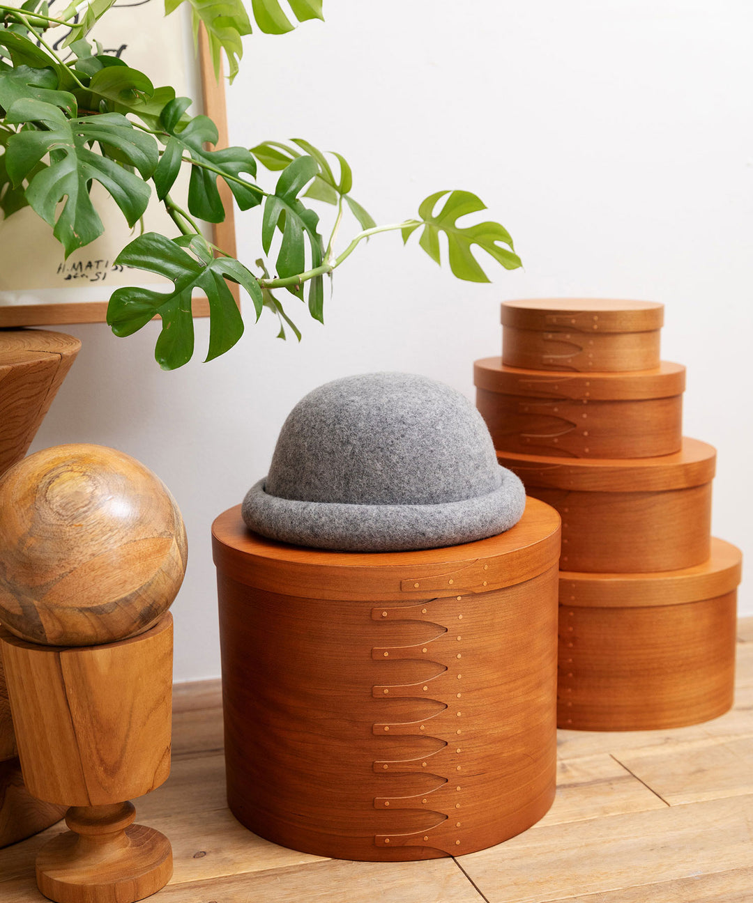 Amazon | Aoakua 鍵付き 海賊木箱 アンティーク宝箱 大サイズ (横幅約45cm) | Aoakua | 収納ケース・ボックス