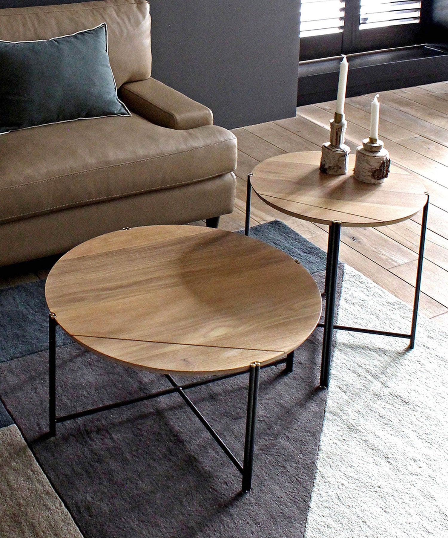 同シリーズと合わせて使えます（写真はCOFFEE TABLE SとEND TABLE）