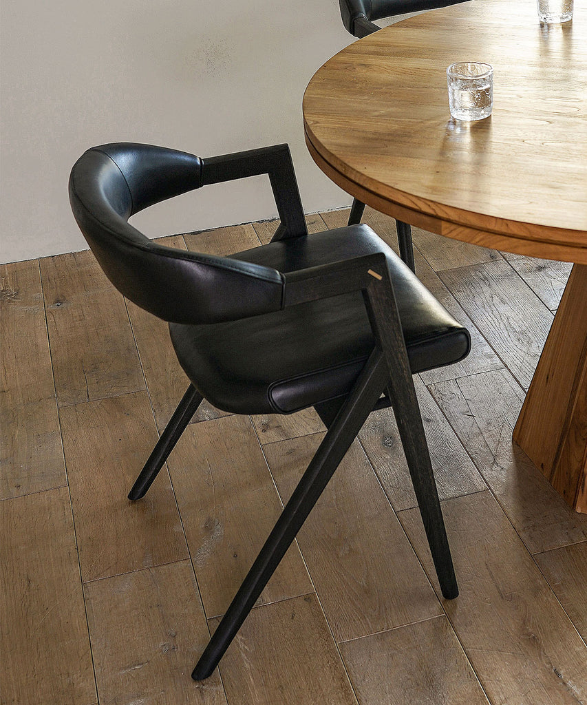 sr_runnachair_bkleather_00351_