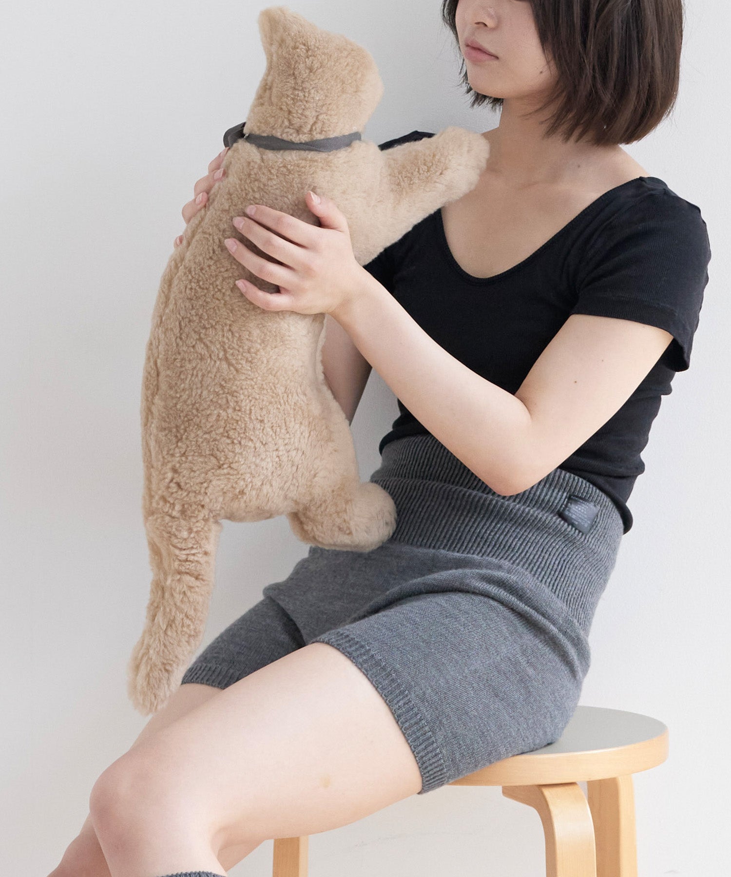 メリノウール 猫抱き枕