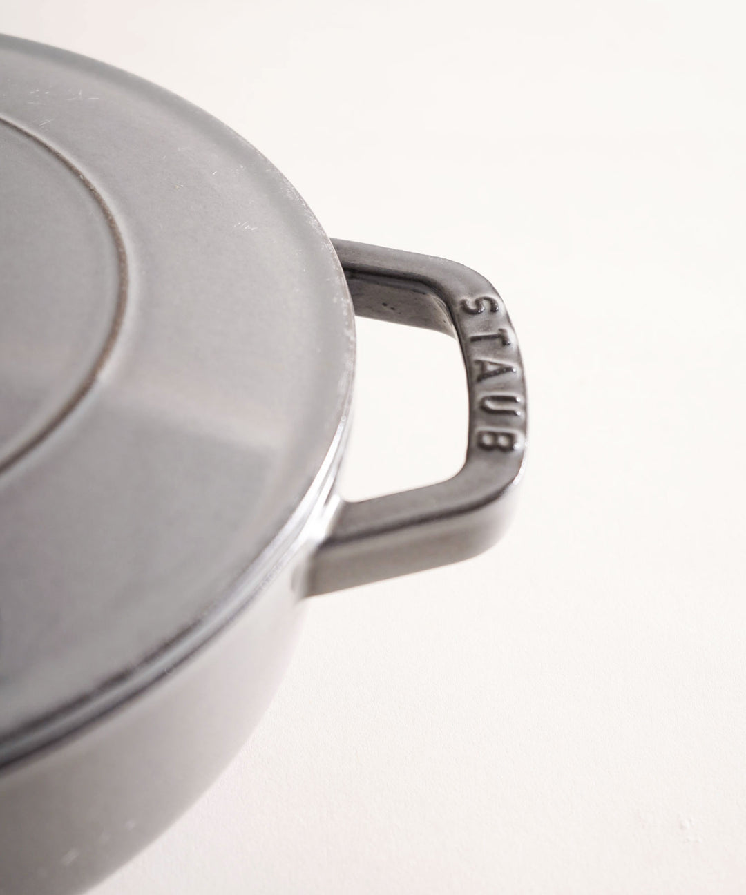 STAUB（ストウブ）ブレイザー・ソテーパン 24cm｜耐久性に優れた