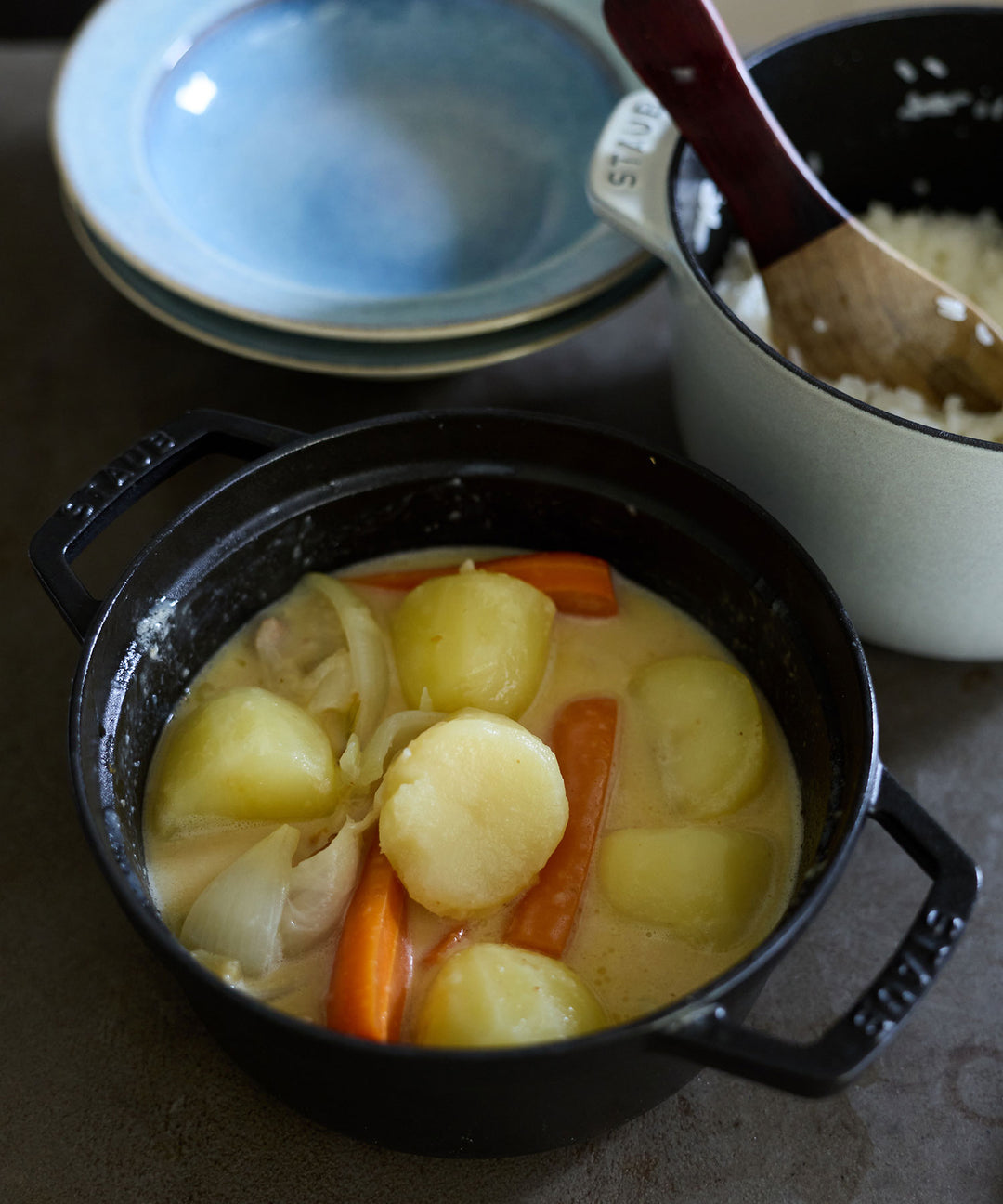 STAUB（ストウブ）ピコ・ココット ラウンド｜耐久性に優れた鋳物