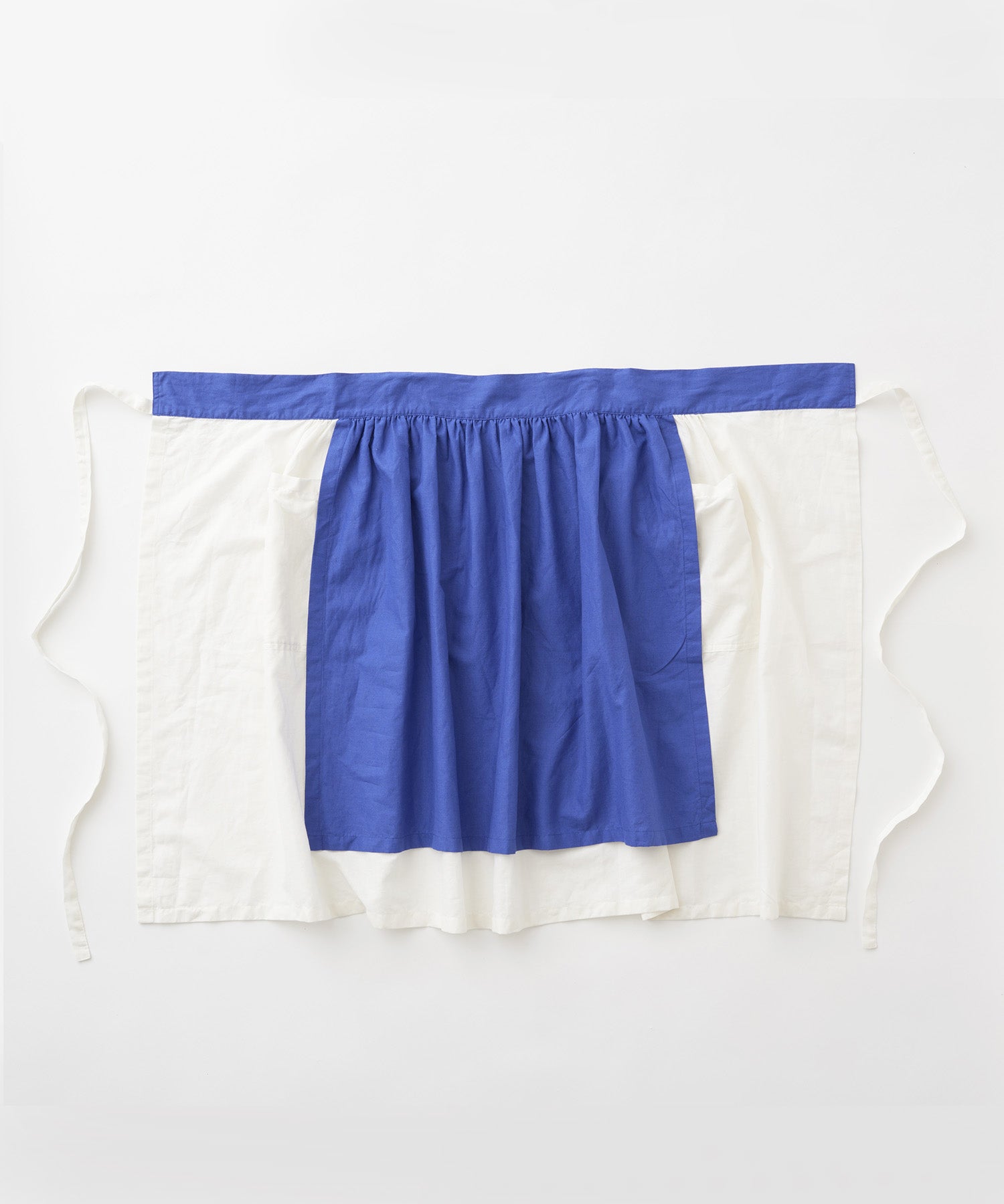 white（white×blue）