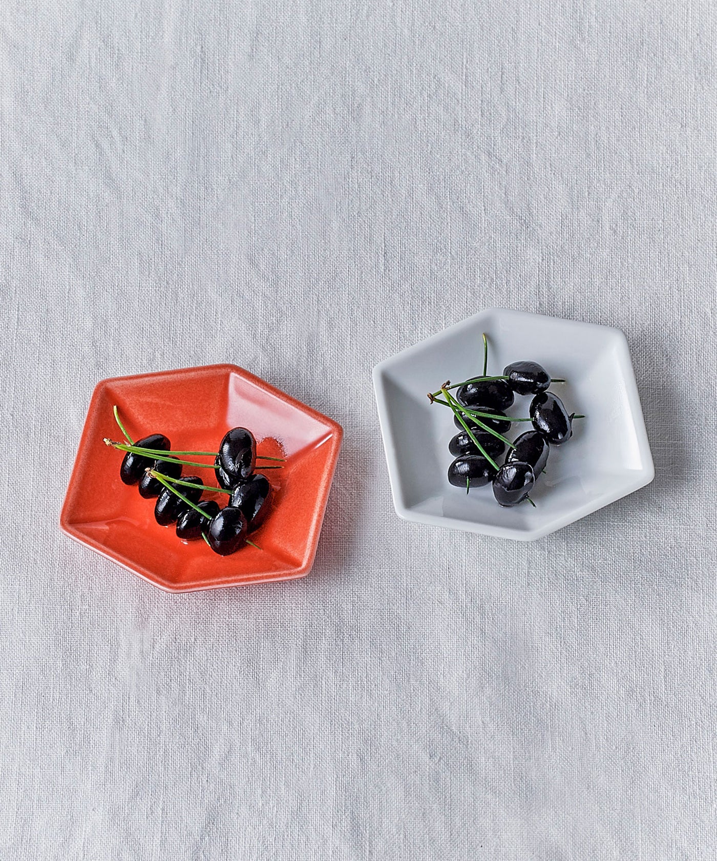 【TIMELESS COMFORT】 kikko（亀甲）六角小皿