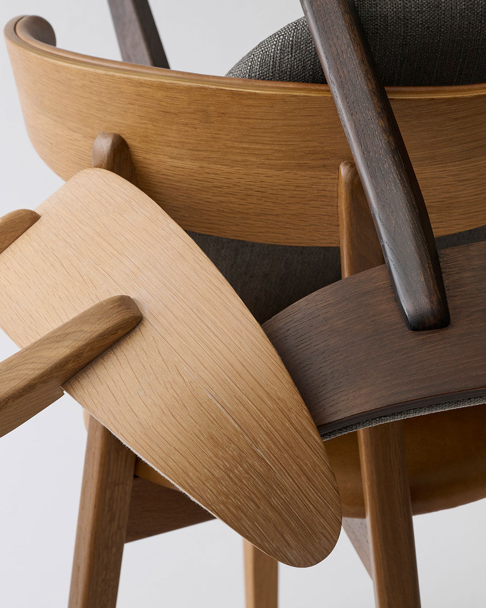 SQUARE ROOTS CHAIR – TIMELESS COMFORT